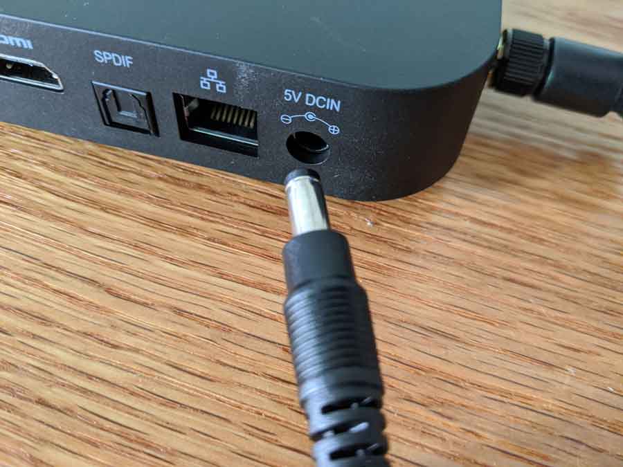 how to hook up a tv box